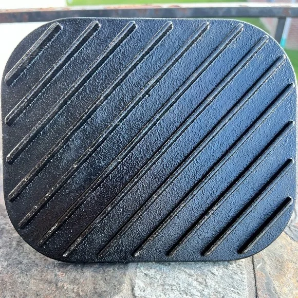 Food Network Cast Iron Sandwich/Bacon/Grill Press - Picture 4 of 6